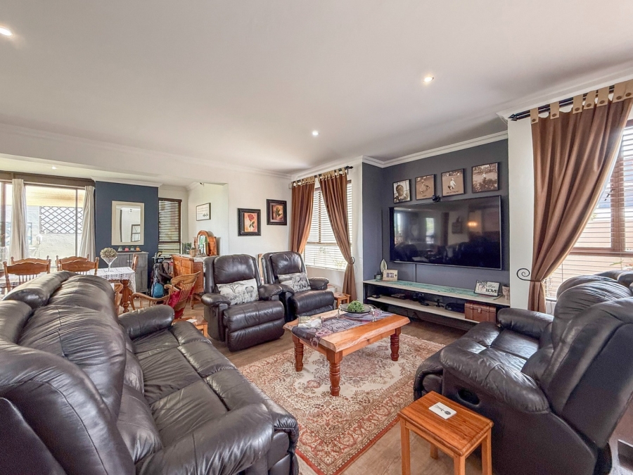 3 Bedroom Property for Sale in Xanadu Nature Estate North West